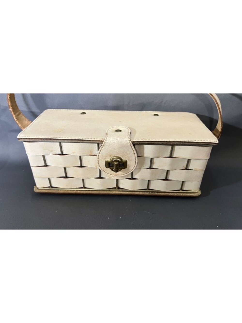 Vintage White Woven Leather Basket Handbag With Brass Closure Strap - Picture 2 of 13